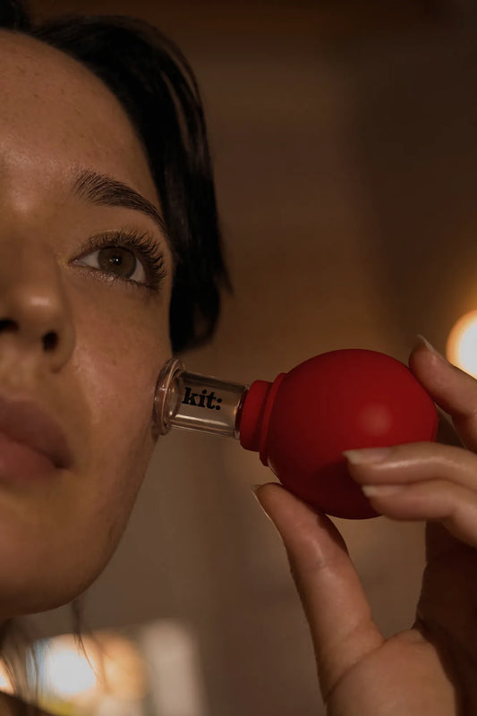 Facial Cupping Tool – Avondmassage voor Gladdere Huid